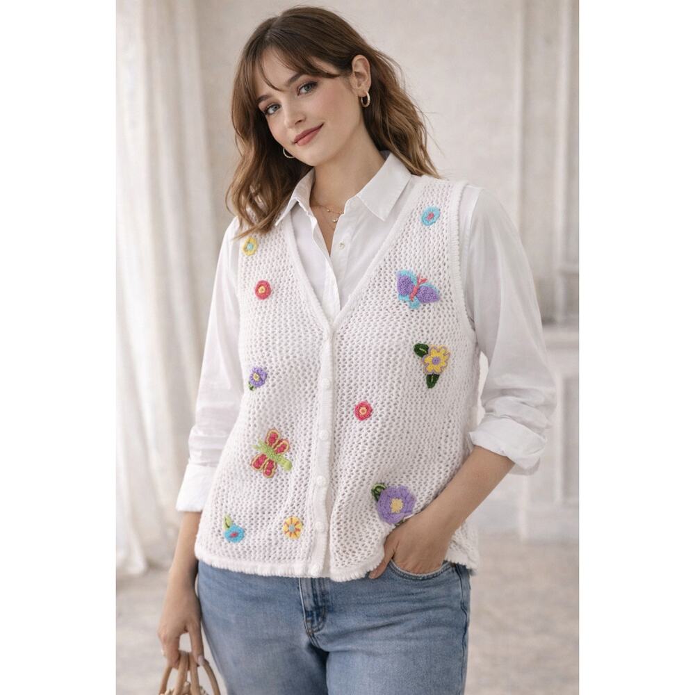 Vintage Hand Crochet Embroidered Womens Sweater Medium Cottagecore Grandmacore